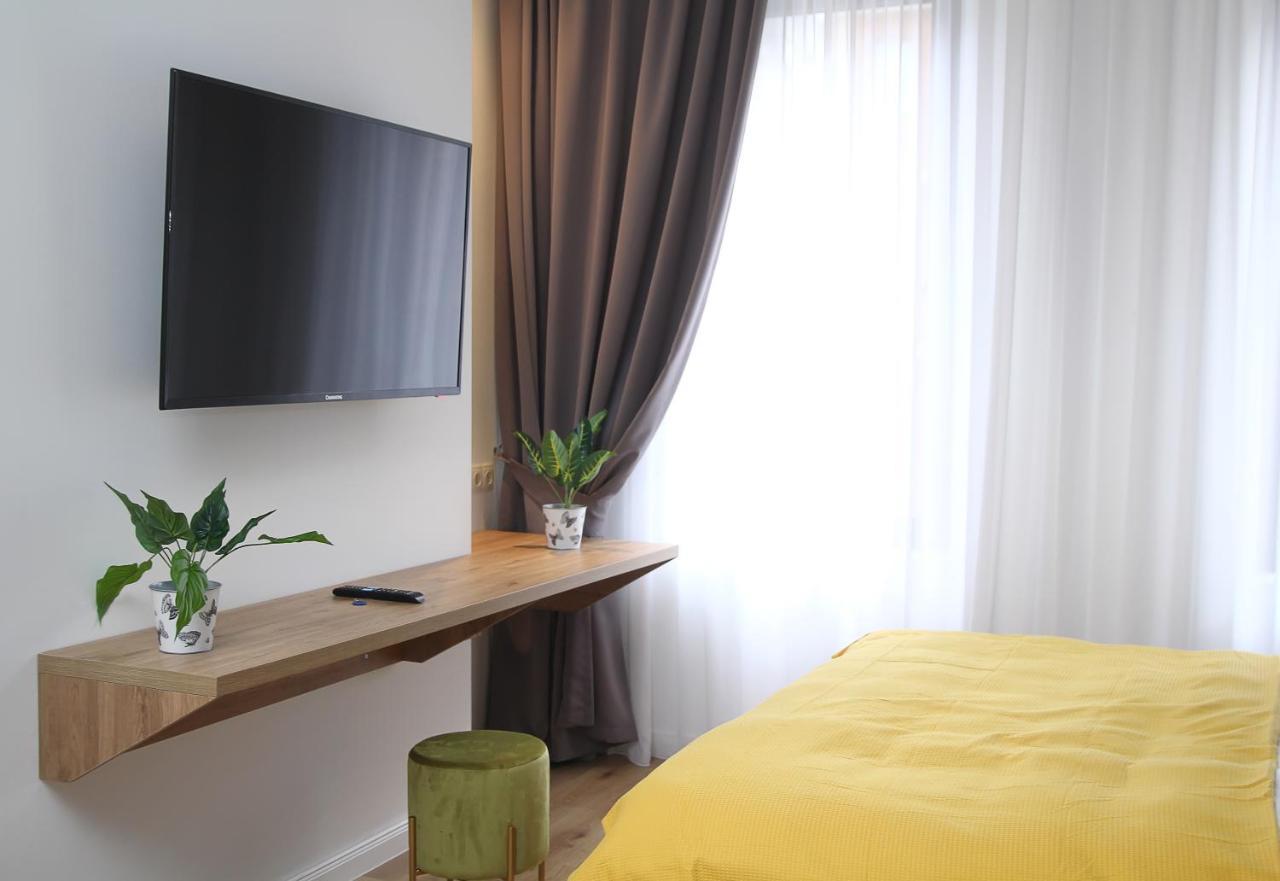 Parilament on Rustaveli 4 rooms Tbilisi Buitenkant foto